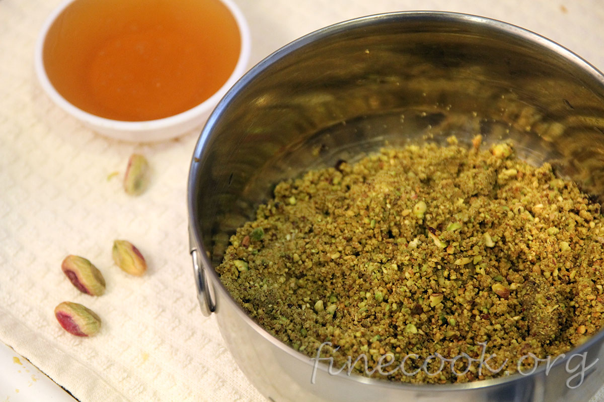 Фисташковая гранита