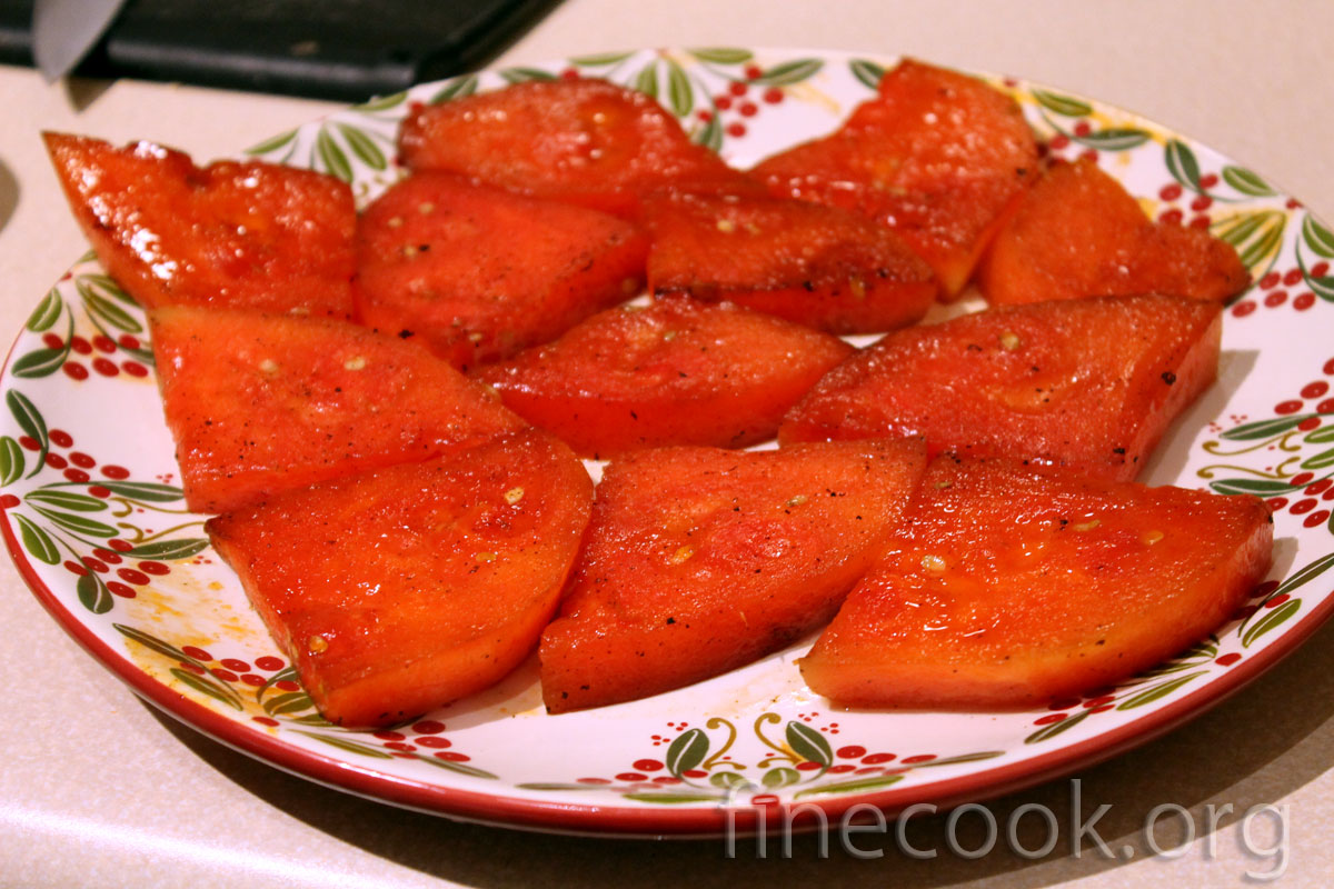 Тёплый салат с арбузом