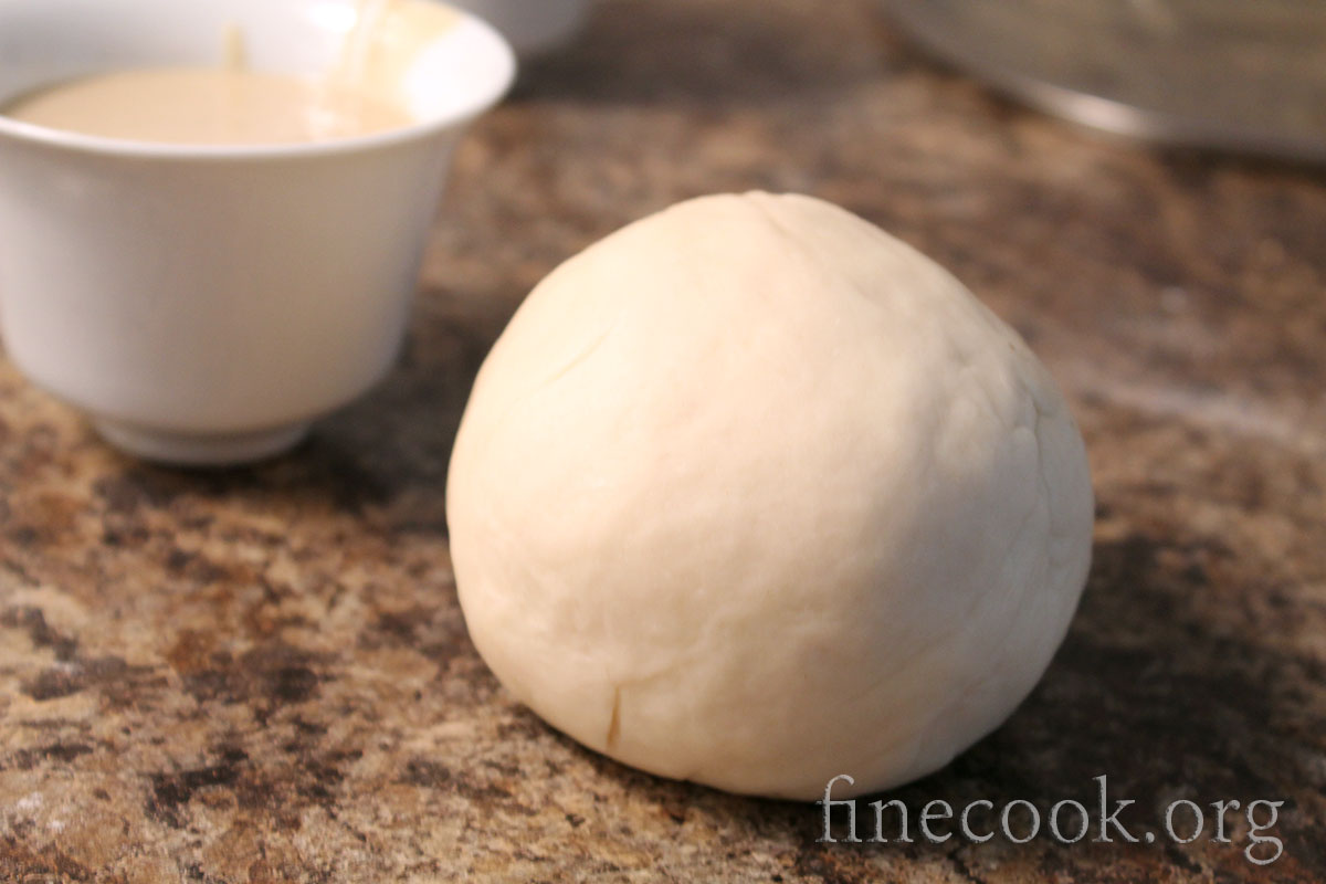 Булка с тахини