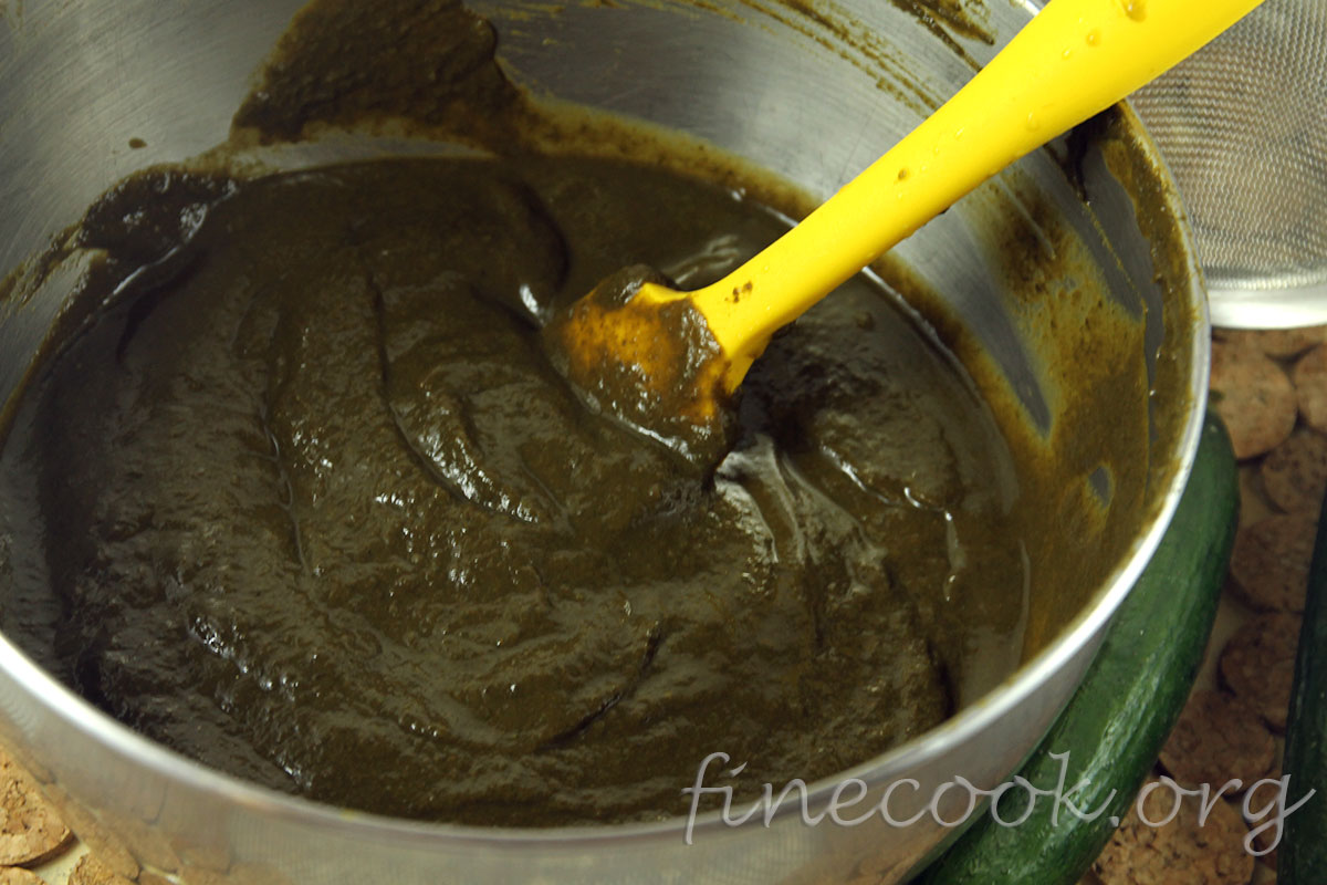 Холодные зелёные щи