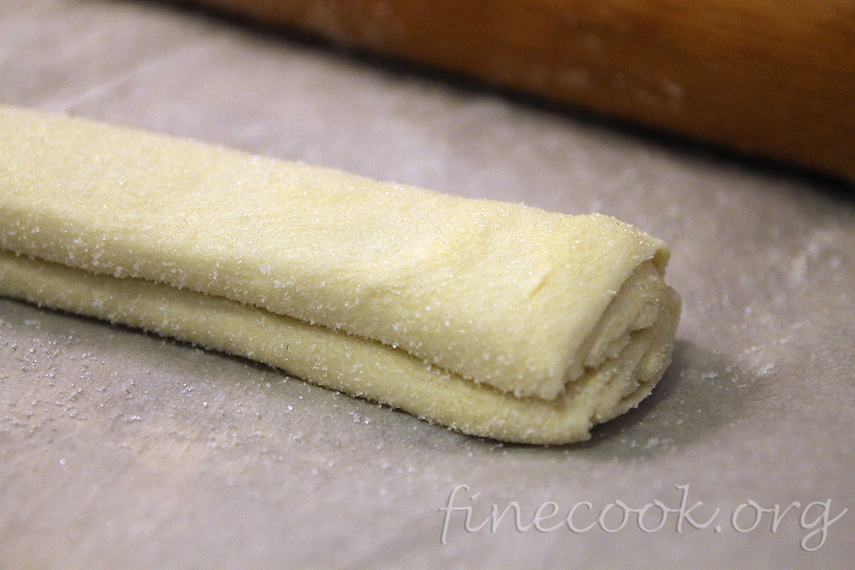 Ушки слоёные