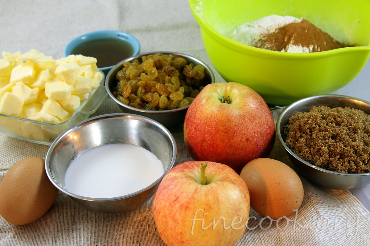 Пирог с яблоками