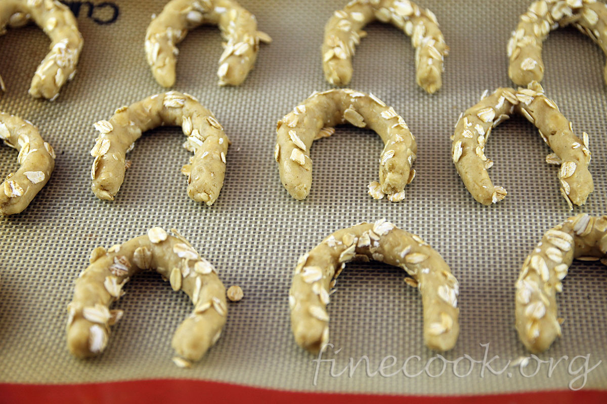 Медово-овсяные подковки