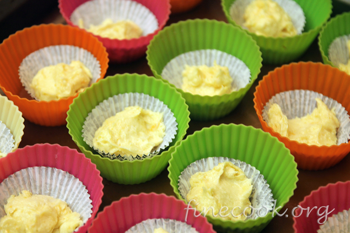 Лимонные мини-бисквитики в грейпфрутовом сиропе