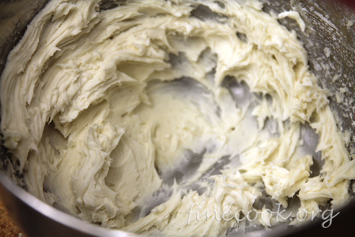 Лимонные мини-бисквитики в грейпфрутовом сиропе